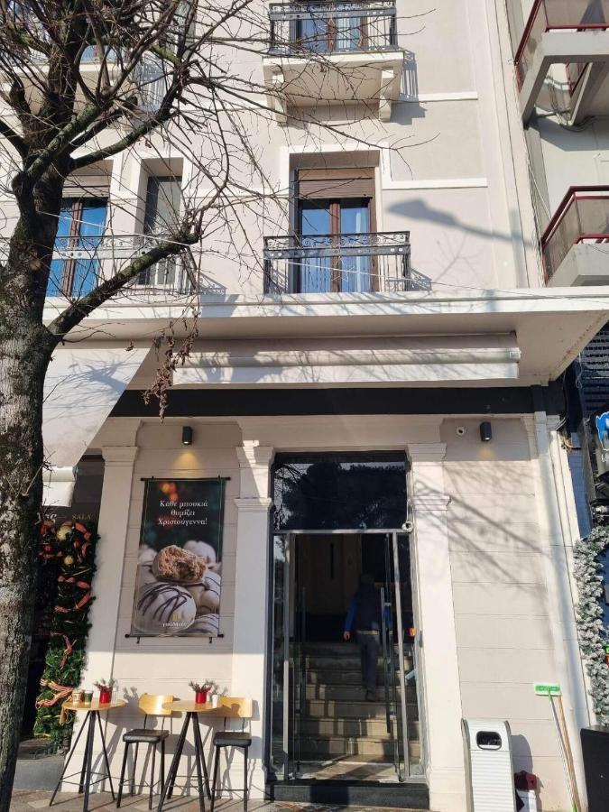 Brettania Hotel อิโออันนินา ภายนอก รูปภาพ