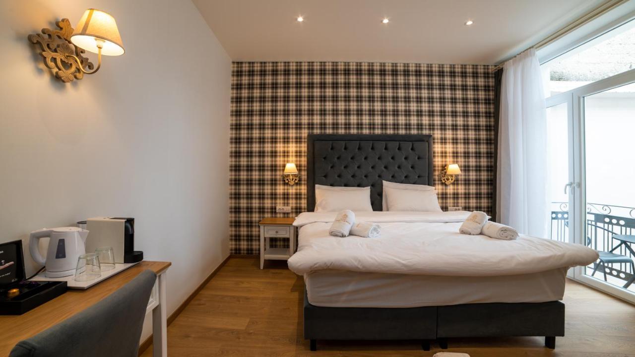 Brettania Hotel อิโออันนินา ภายนอก รูปภาพ