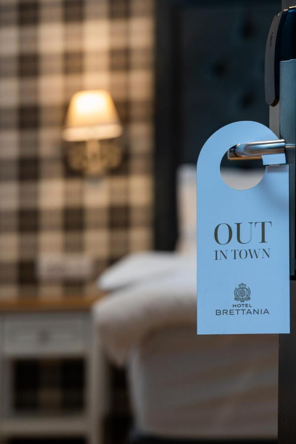 Brettania Hotel อิโออันนินา ภายนอก รูปภาพ
