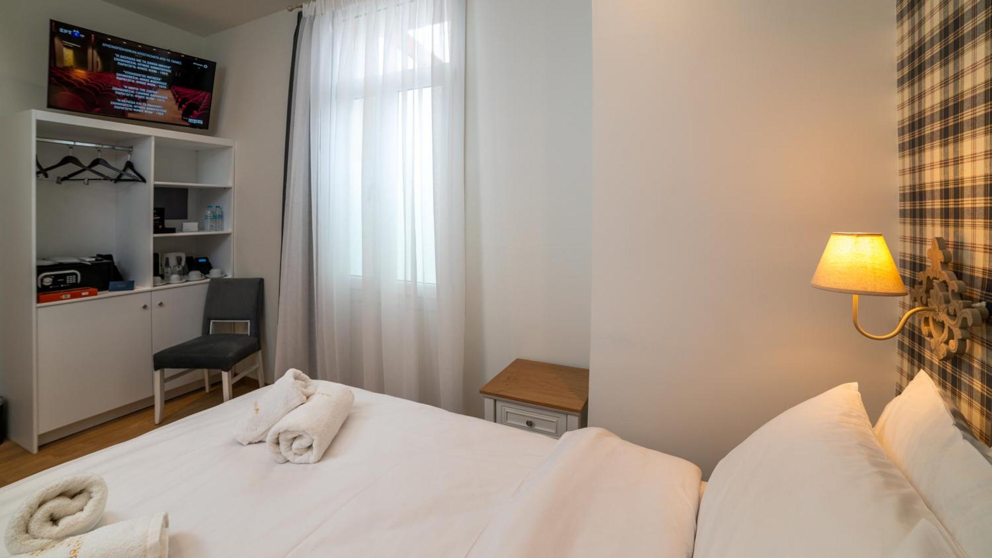 Brettania Hotel อิโออันนินา ห้อง รูปภาพ